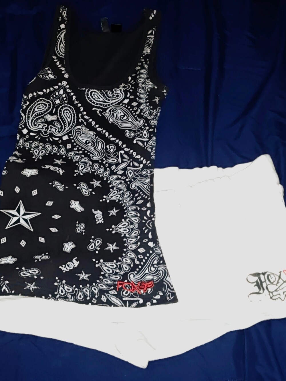 Fox White Athletic Shorts & Black & White Paisley & Star Print Tank Set